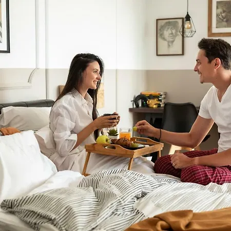 Qult - Up In The Sky 公寓