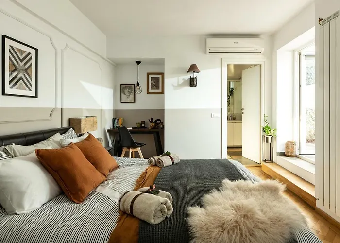 Qult - Up In The Sky Бухарест