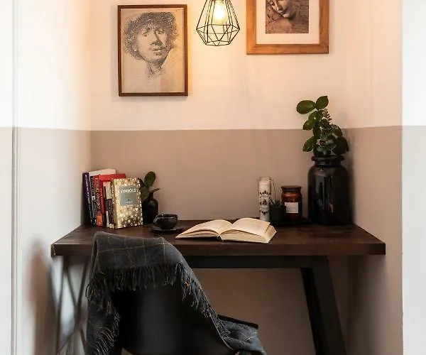 Qult - Up In The Sky Апартаменти *