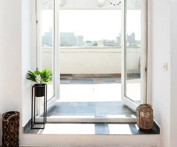 Апартаменти Qult - Up In The Sky *